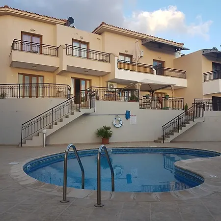 Imperial 5 Apartment Peyia